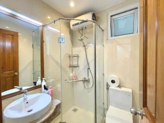 Sky Center Tan Son Nhat Suites - 5