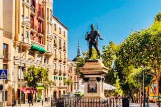 Chic Studio in the Heart of Madrid Modern & Cozy - 5