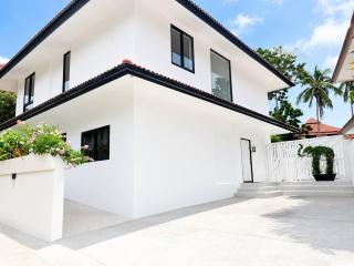 3 or 4 Bedroom Pool Villa - 8