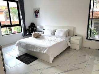 3 or 4 Bedroom Pool Villa - 2