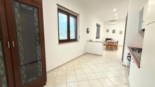 Casa Poppi Appartamento in Villa con Giardino - 2