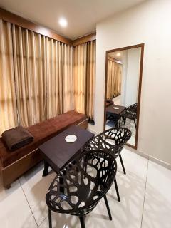 Hotel Vivanta - 7