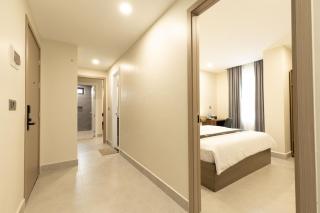 Walk Street Apartment Near Royal Palace - 8
