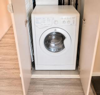 Apt Golfe Juan - 5min des plages - Parking privée - Piscine Rooftop - 1