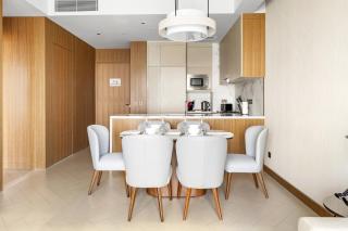 Stunning 2BR in Opera Residence, Burj Khalifa view - Dubai - 5