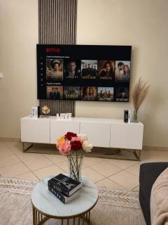 Cozy Haven Suites - 7