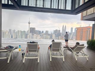 Lucentia Residence Infinity Pool Kuala Lumpur Near Pavillion and LaLaport By Lotus - 9