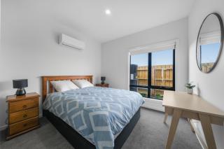 brand new entire house in Mernda - 7
