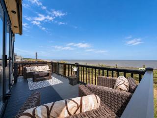 Stunning Caravan Full Sea Views At Broadland Sands Holiday Park Ref 20285Bs - 7