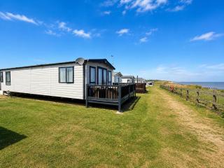 Stunning Caravan Full Sea Views At Broadland Sands Holiday Park Ref 20285Bs - 8