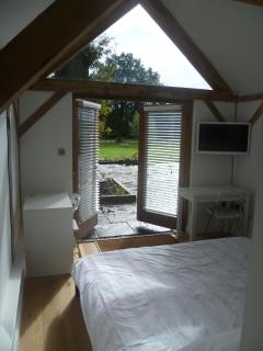 Little Oak - Small Rural Self Contained Oak Barn Unit - Sleeps 2 - 0