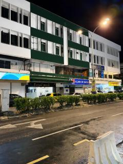 Cathay Hotel - 6