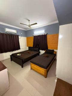 Stayz Inn - 4