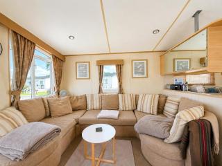 Beautiful Caravan On A Fantastic Holiday Park In Lowestoft Ref 12099B - 1