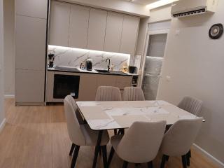 Azure Bay Apartment - 3