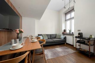 Cozy Apartment on the Main Square in Wrocław by Noclegi Renters - 0