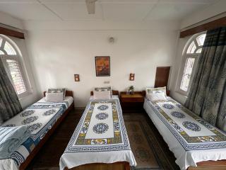 Hidden Garden Guest House - 6