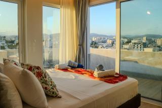 Penthouse with great Views near Beach Molos - 0
