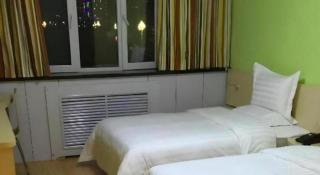 7 Days Inn Hami Baofeng Market - 3