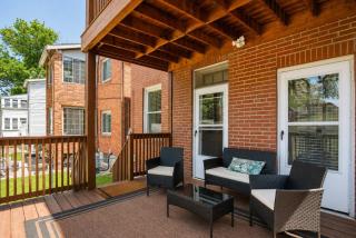 Historic 2BR with Deck Games & Garage - 0
