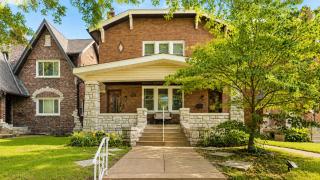 The Fillmore House - Historic 2BR Near Carondelet - 5