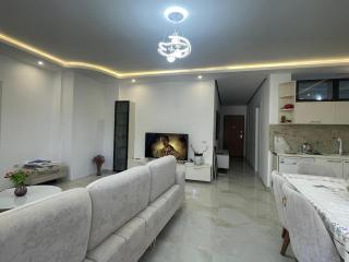 Julian Vlorë 2-Bedroom apartment instgr juliaandt - 0