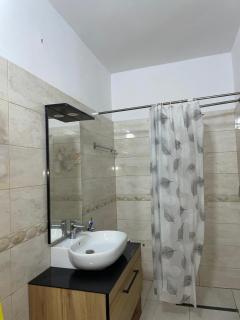 Julian Vlorë 2-Bedroom apartment instgr juliaandt - 3
