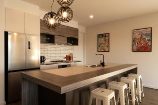 Port Adelaide Waterfront House - Rooftop Retreat - 8