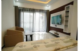 Vanyra -5BR Villa with Huge Terrace & Valley Views - 5