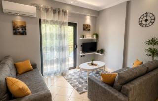 Azure Coast Seaside Apartment Grey - 0