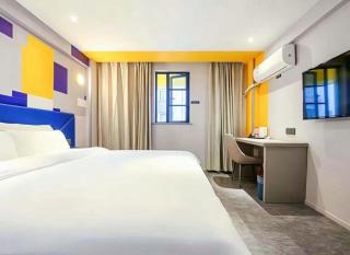 7 Days Inn Fuzhou Three Lanes and Seven Alleys Dongjiekou Metro Station - 4