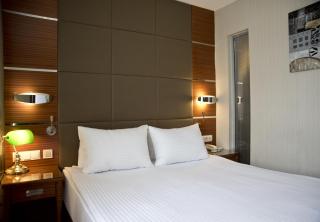 Glorious Hotel - 9