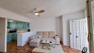 Cozy Apartment in Torrevieja, Within Walking Distance of the Seafront and Amenities - 1