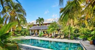 Spacieuse villa avec piscine privée à Saint-Gilles les Bains 300 m² - 0