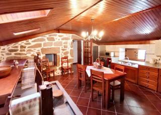 Charming villa in Segões with a private pool - 6
