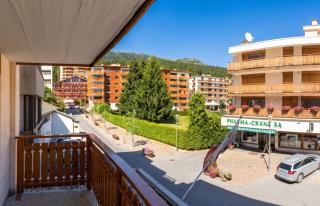 Spacious Apartment in Lens with Mountain View - 7