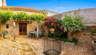 Charming House in Añora with Garden - 0