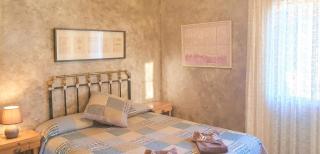 Spacious villa with private pool in La Puebla de Castro - 3