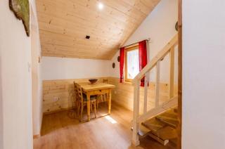 Charming Chalet in Martigny with terrace, 40 m² - 1
