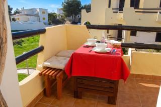 Modern Apartment in Alvor with Shared Pool (70 m²) - 9