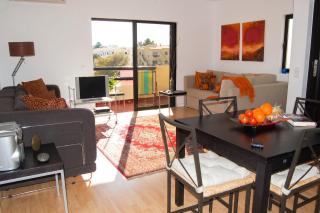Modern Apartment in Alvor with Shared Pool (70 m²) - 3