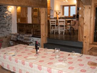 Chalet confortable à Sainte-Foy-Tarentaise avec vue sur la montagne - 4