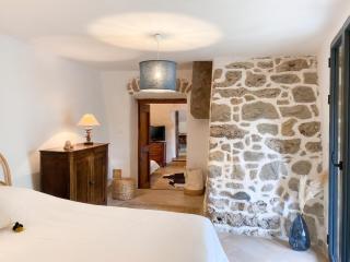 Maison de charme avec piscine partagée à Saint-Julien-de-la-Nef - 8