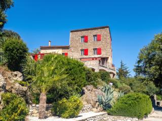 Maison de charme avec piscine partagée à Saint-Julien-de-la-Nef - 0