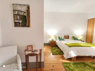 Modern Apartment in Guimarães, 50 m², Balcony - 0