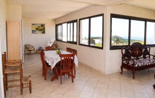 Superbe appartement à Petite Île avec vue mer et montagne. - 9