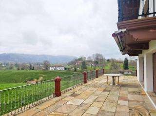 Cosy house with jacuzzi in Zugarramurdi - 1