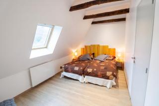 Villa spacieuse à Vieillevie avec piscine privée - 180 m² - 6
