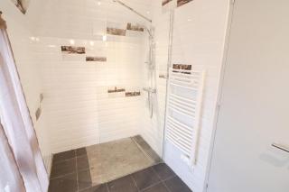 Villa spacieuse à Vieillevie avec piscine privée - 180 m² - 2