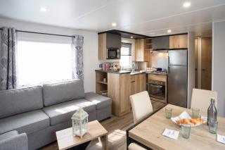 Bungalow charmant à Canet-en-Roussillon avec piscine - 9